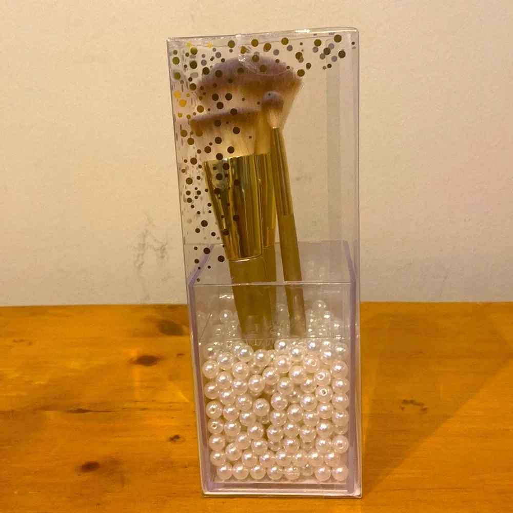 Pearl Vanity Makeup Brush Organizer with 3 Makeup Brushes New in Box